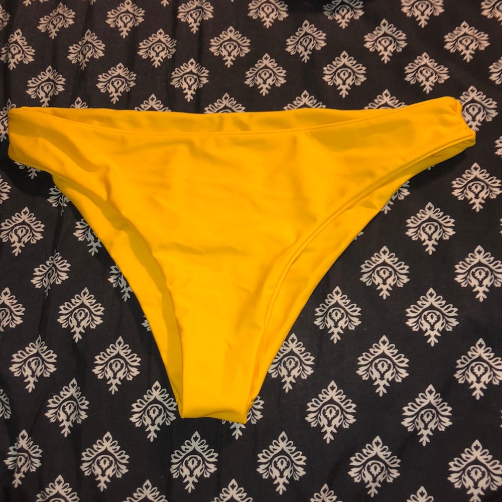 Bathing suit bottoms